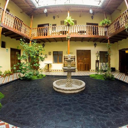 ホテル Casa Bonita Colonial カハマルカ エクステリア 写真