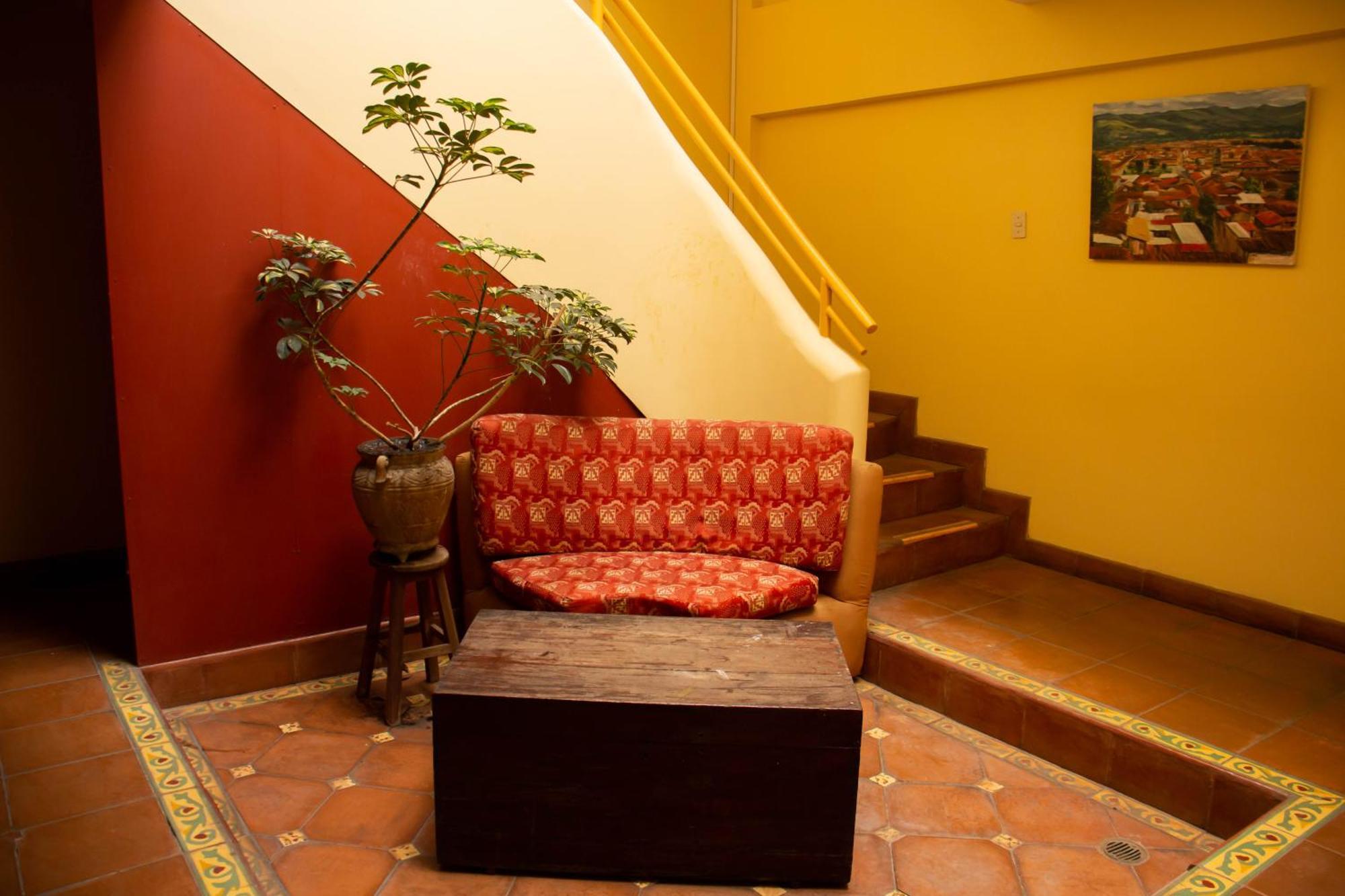ホテル Casa Bonita Colonial カハマルカ エクステリア 写真